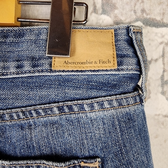 Abercrombie & Fitch Distressed Jean Denim Shorts Low Rise Button Fly Blue Size 8 - Picture 9 of 13